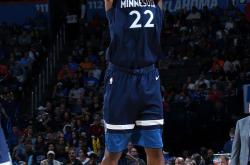 九游体育-赛地聚焦：全明星赛窗口期热度飙升；明尼苏达森林狼刷新队史纪录；话题不断；资深球员宣示担当的简单介绍-九游体育